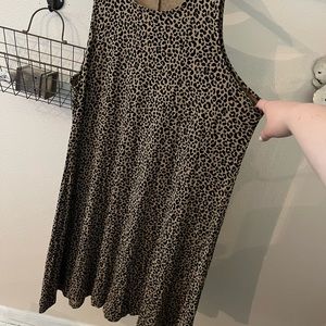 Old Navy Leopard knit dress